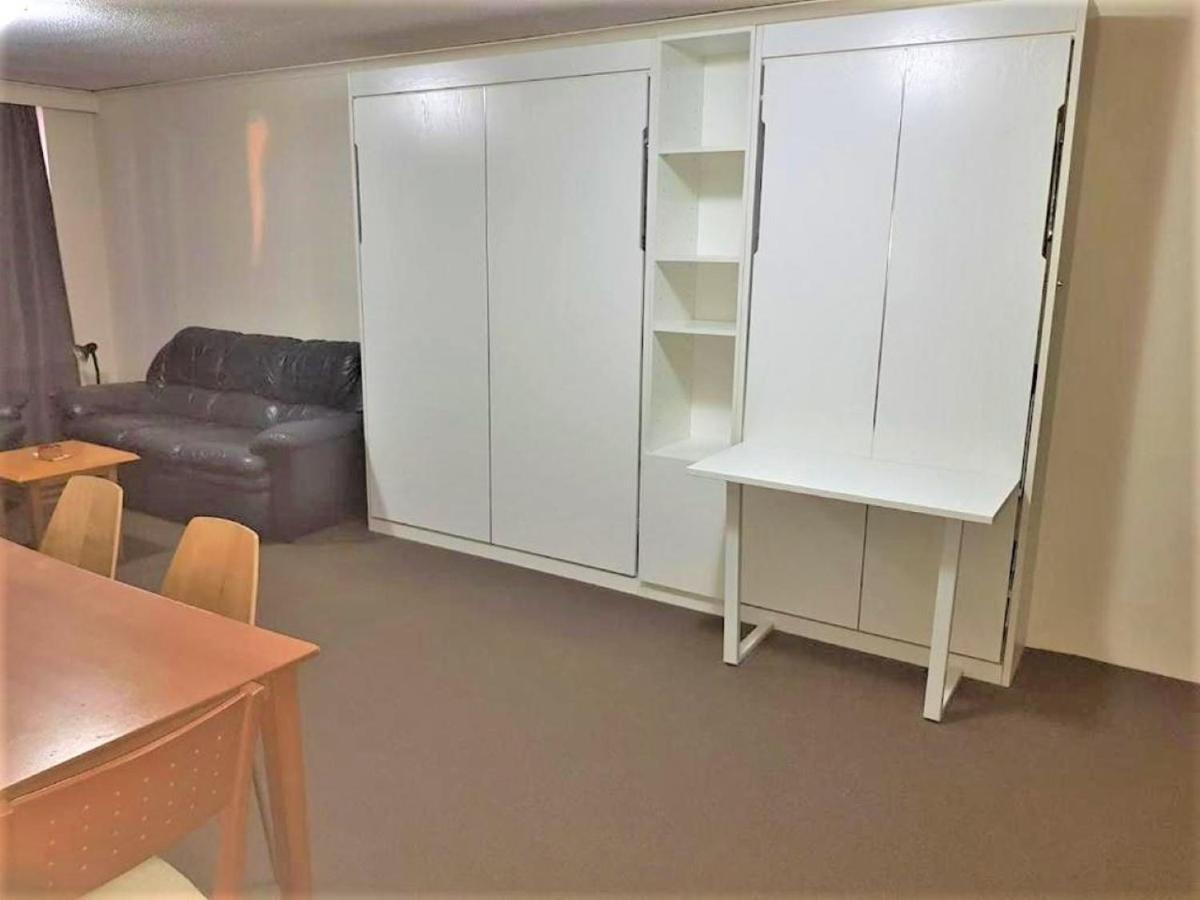 Accommodation Sydney - Kent Street Sydney Cbd Top Floor 2 Bedroom Apartment With Balcony Exterior foto